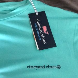 Vineyard Vines Performance long sleeve shirt